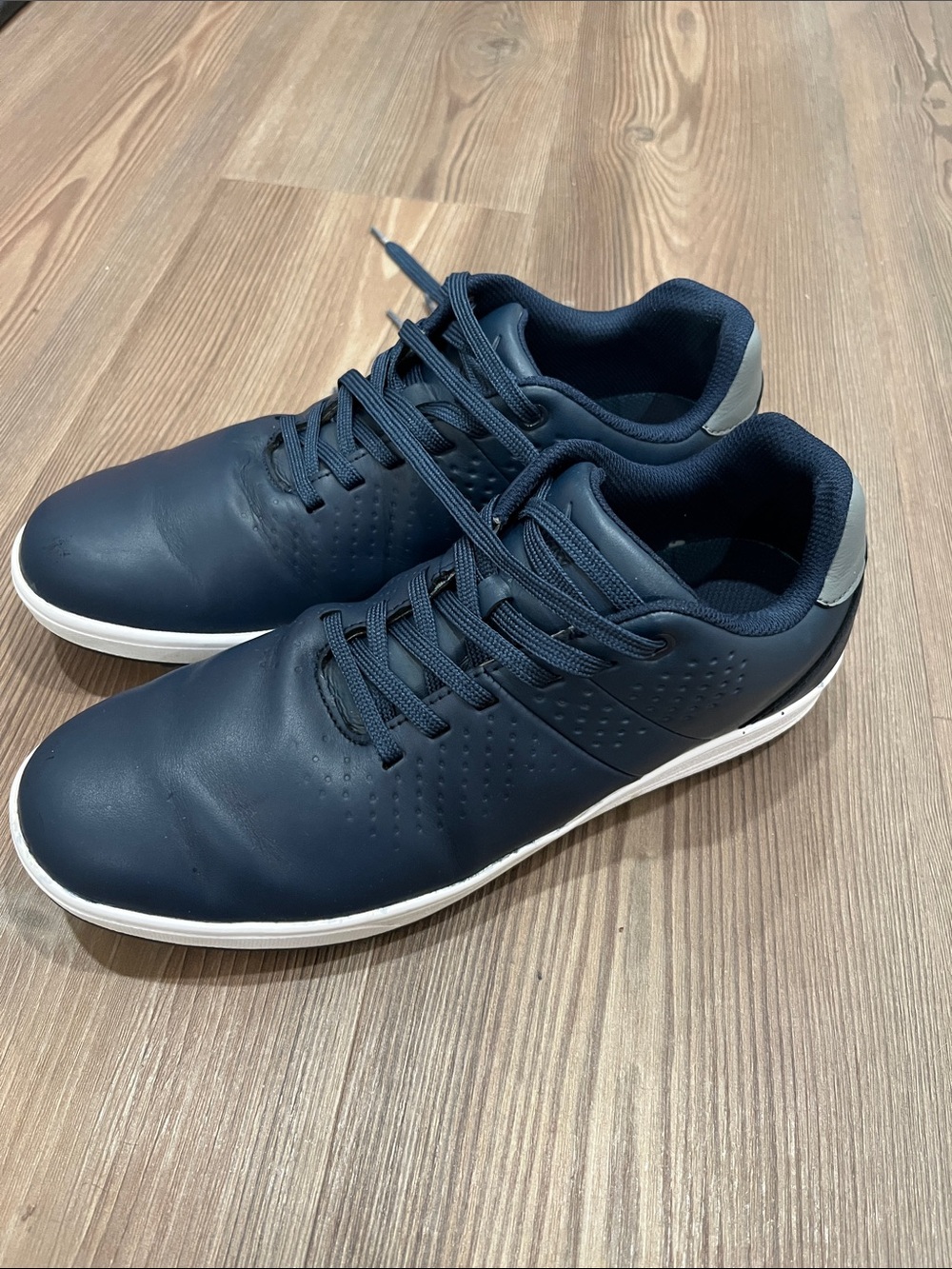 Mens spikeless golf shoes 10.5